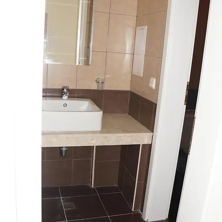 Appartement Gold Corp *